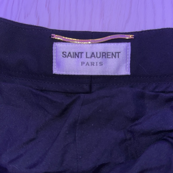 Saint Laurent Pleated Shorts - Picture 3 of 4